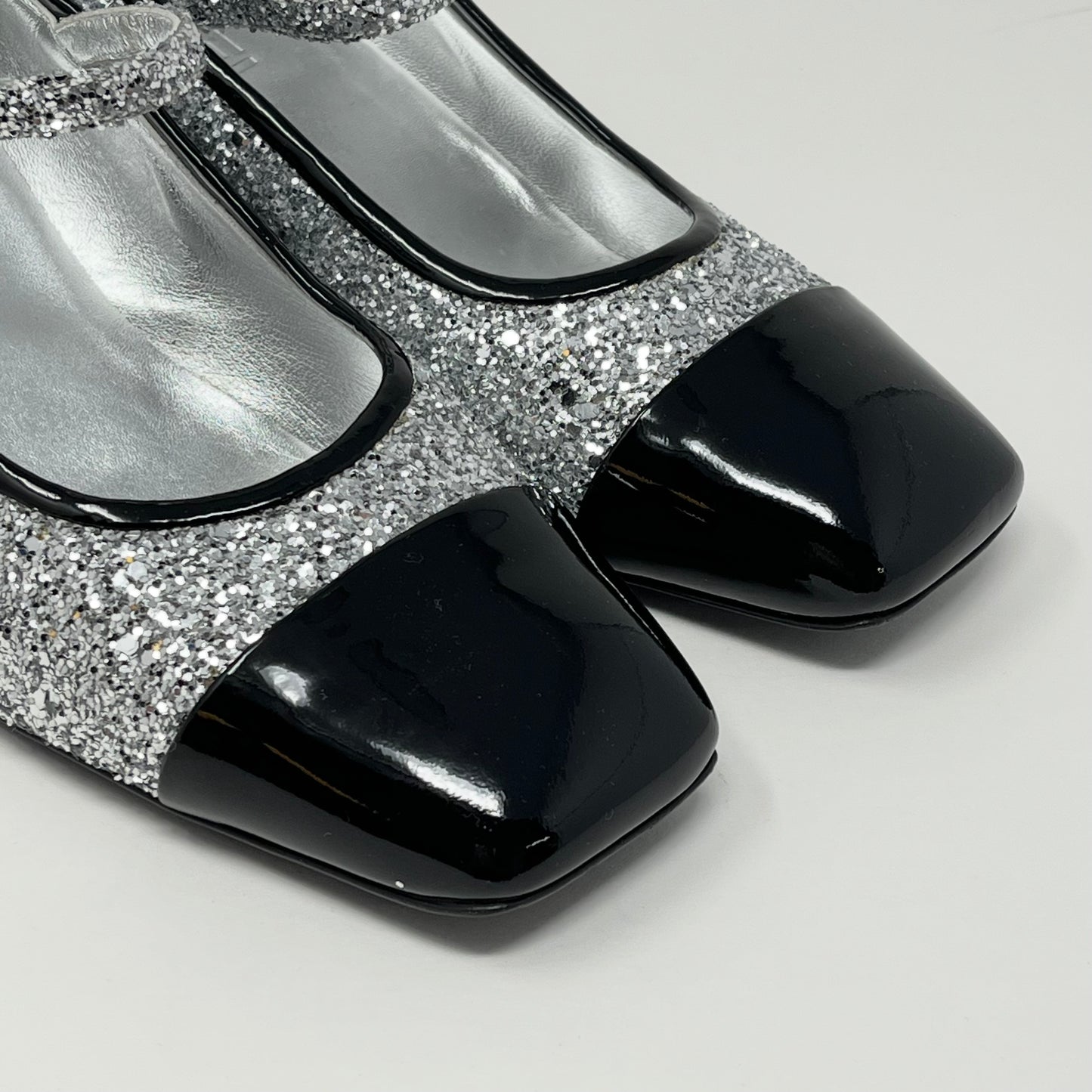 Chanel Pumps