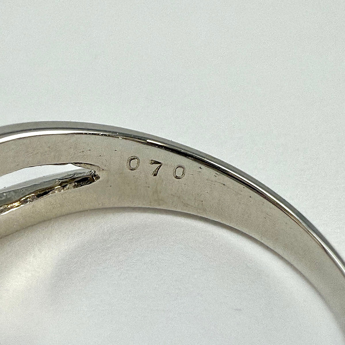 18K White Gold Diamond Crossover Ring
