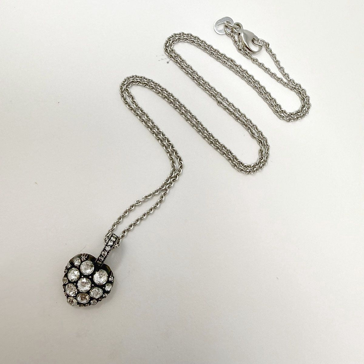 18K White Gold Diamond Heart Pendant Necklace