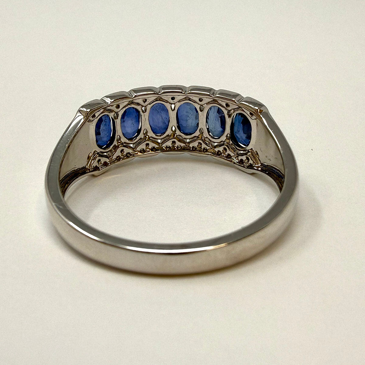18K White Gold Ring with 6 Brilliant Cut Sapphires