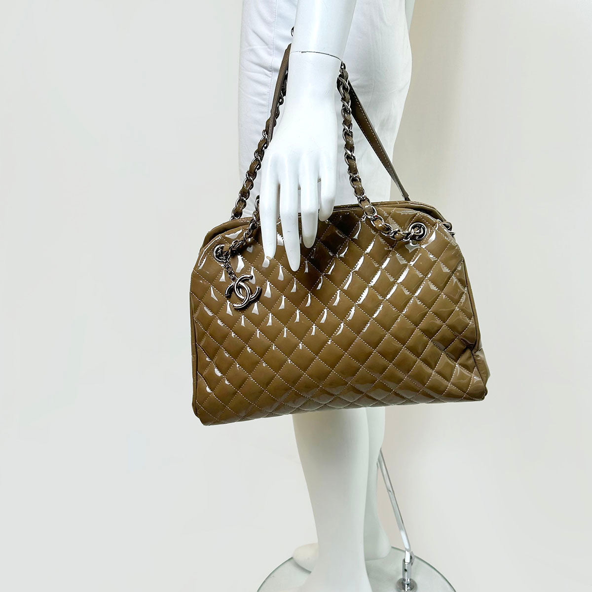 Chanel Shoulder Bag