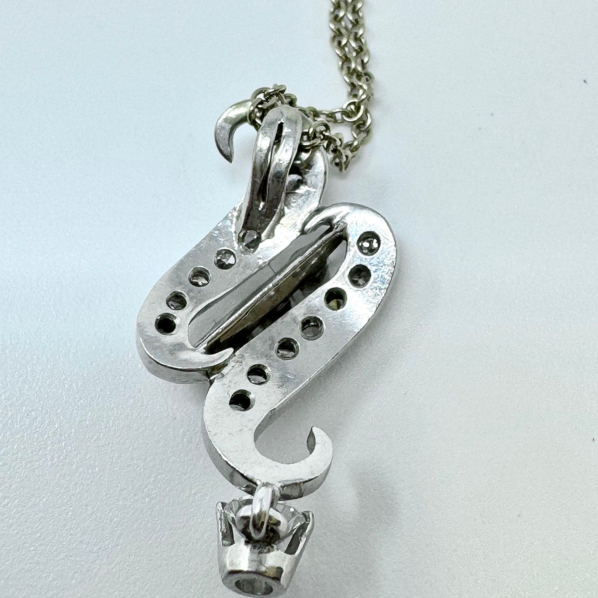 14K White Diamond Pendant Necklace