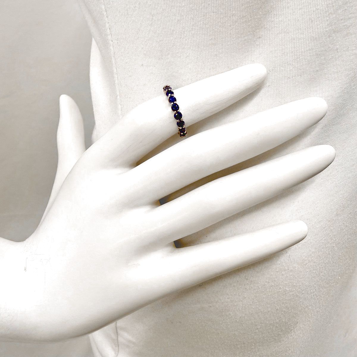18K White Gold Sapphire Eternity Ring
