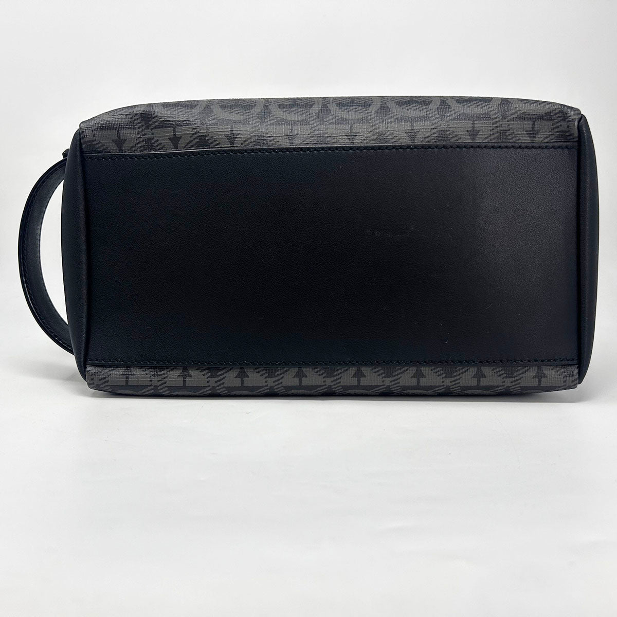 Salvatore Ferragamo Printed Toiletry Bag