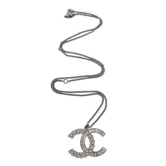 Chanel Interlocking Crystal Embellished CC Pendant Necklace