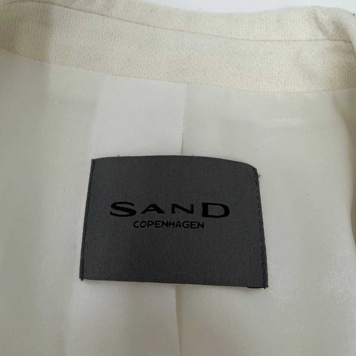 Sand Jacket