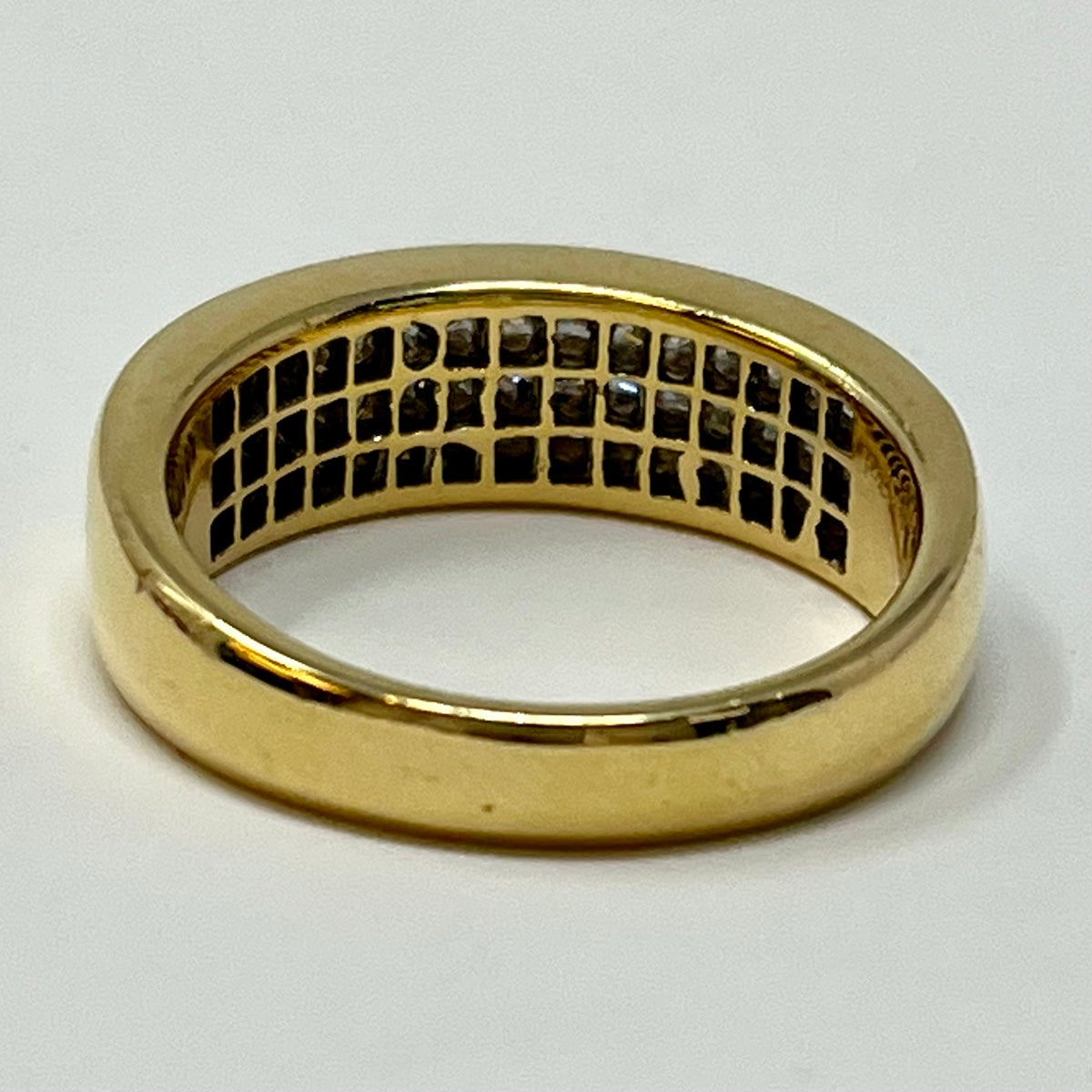 18K Gold Ring with Invisible Set Diamonds