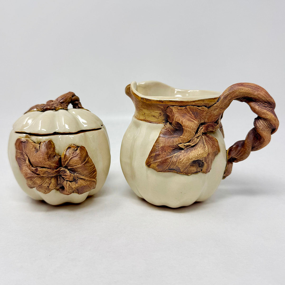 40 Pcs: 6 5Pc Place Settings Autumn Leaves Pottery
