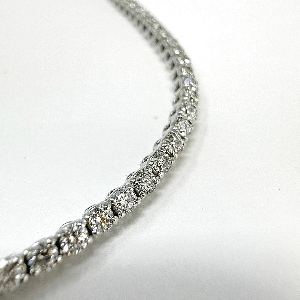 14K White Gold 4.25 ct.  Lab Grown Diamond Tennis Necklace