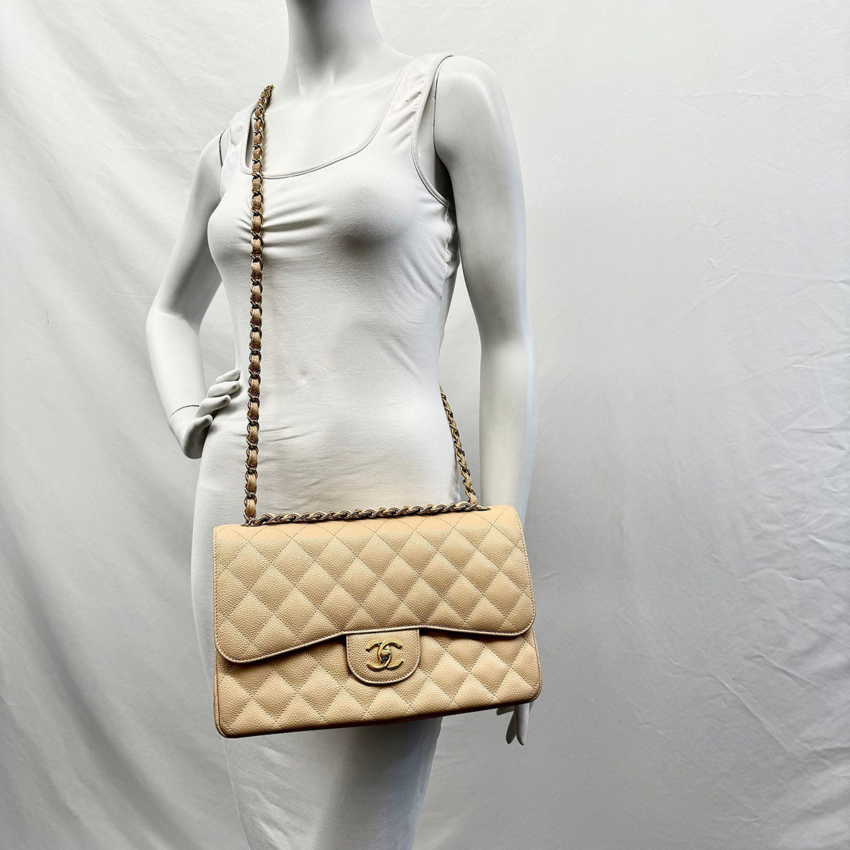 Chanel Jumbo Double Flap Shoulder Bag