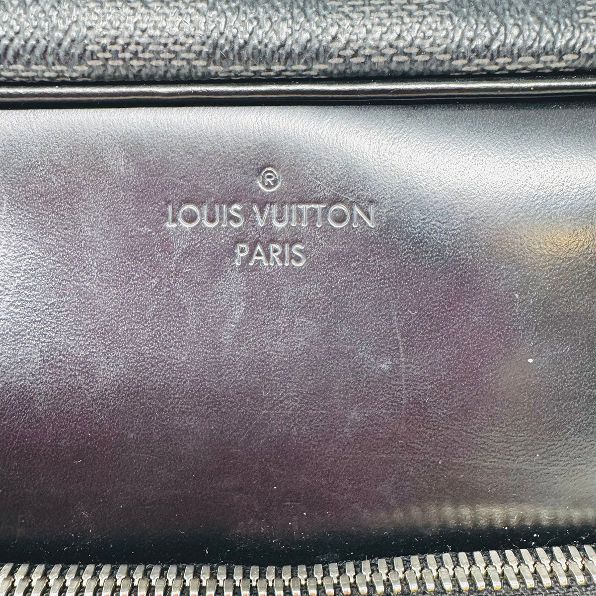 Louis Vuitton Messenger Bag