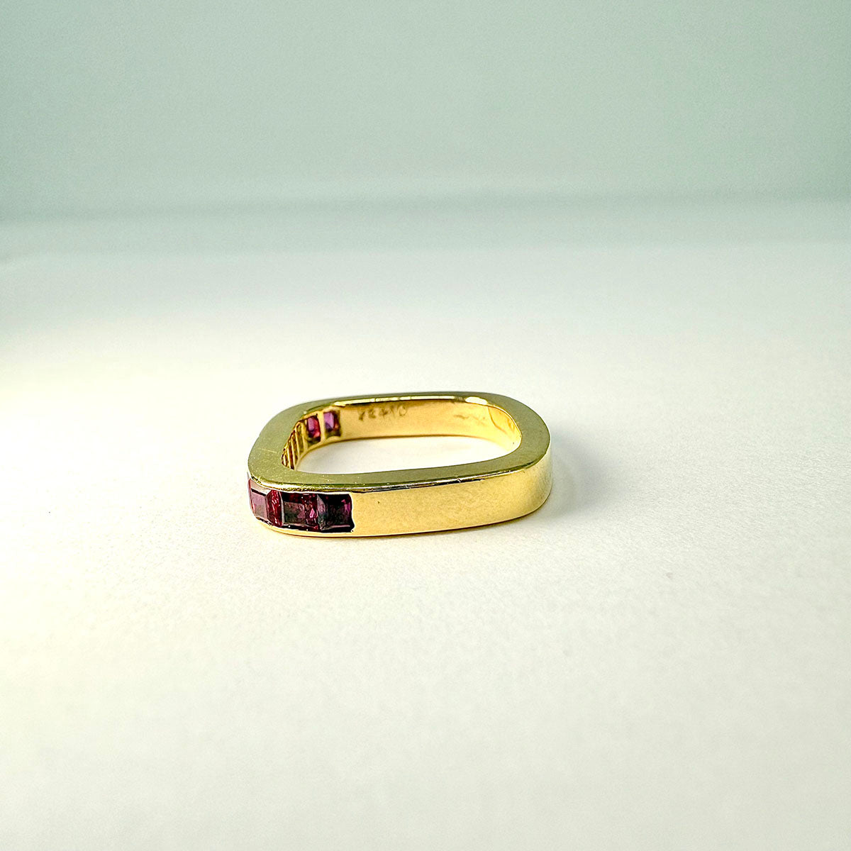 18K Gold Square Ring with 11 Rubies
