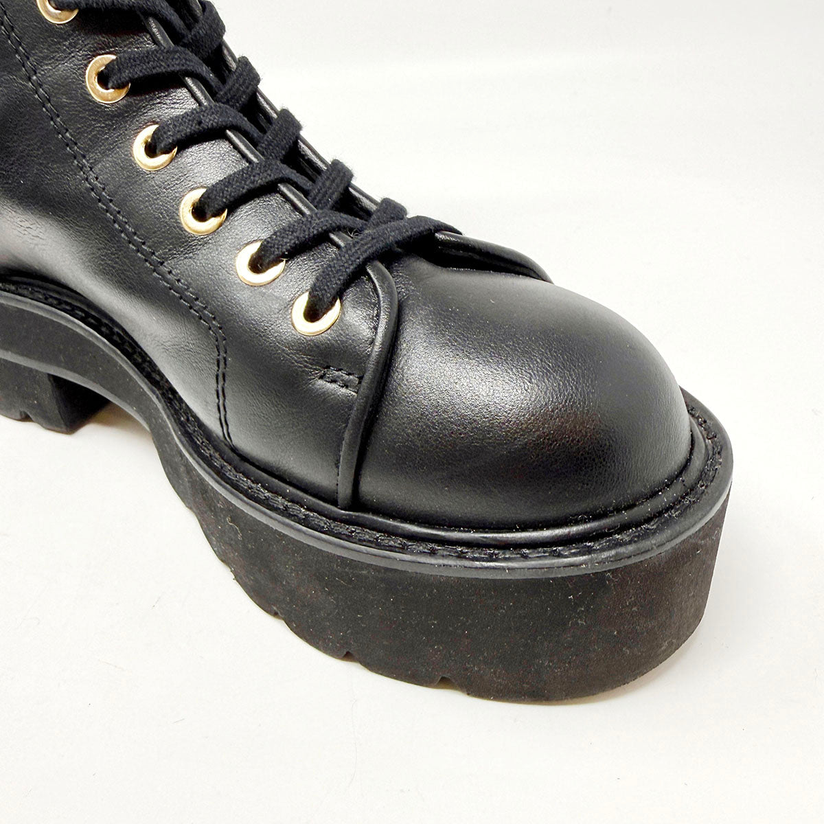 Stuart Weitzman Boots