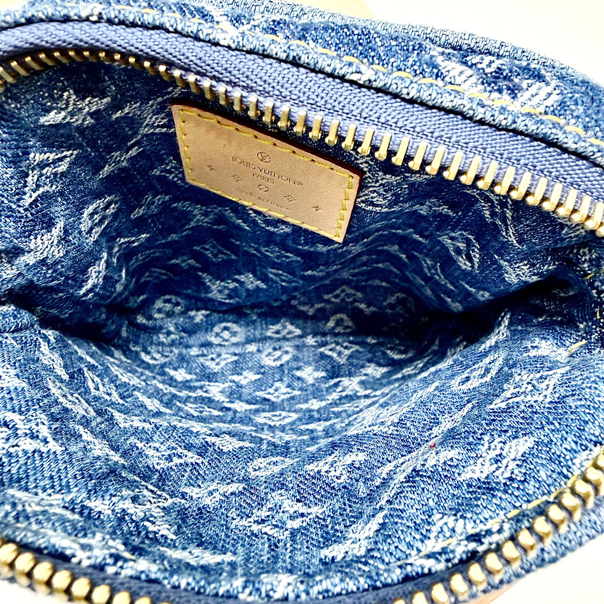 Louis Vuitton Crossbody