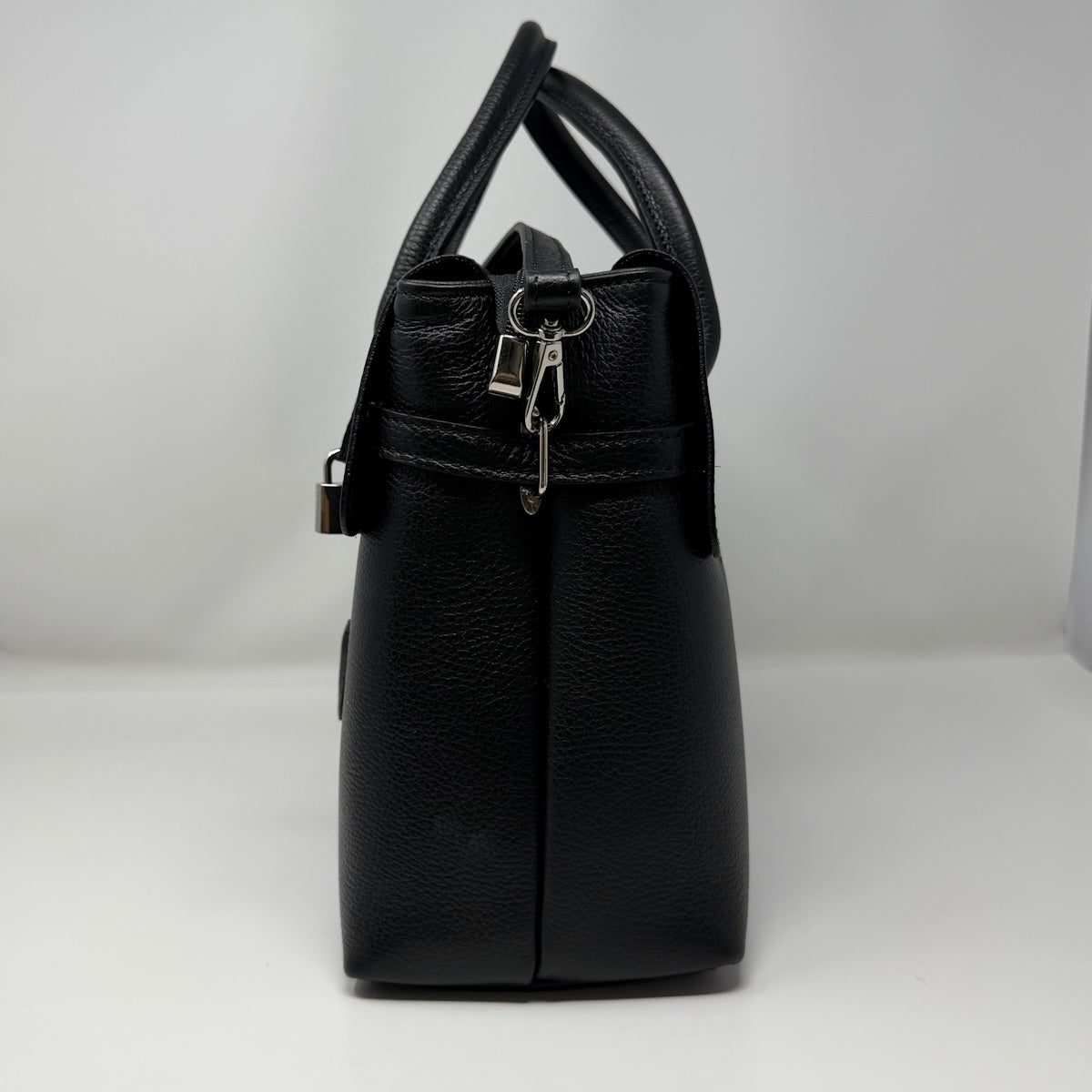 German Fuentes Handle Bag