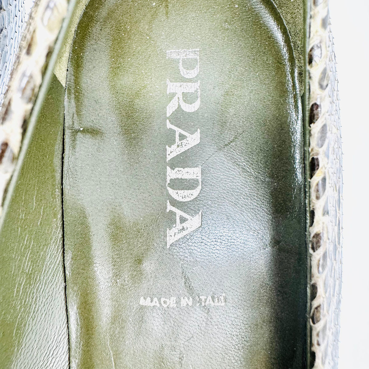 Prada Pumps