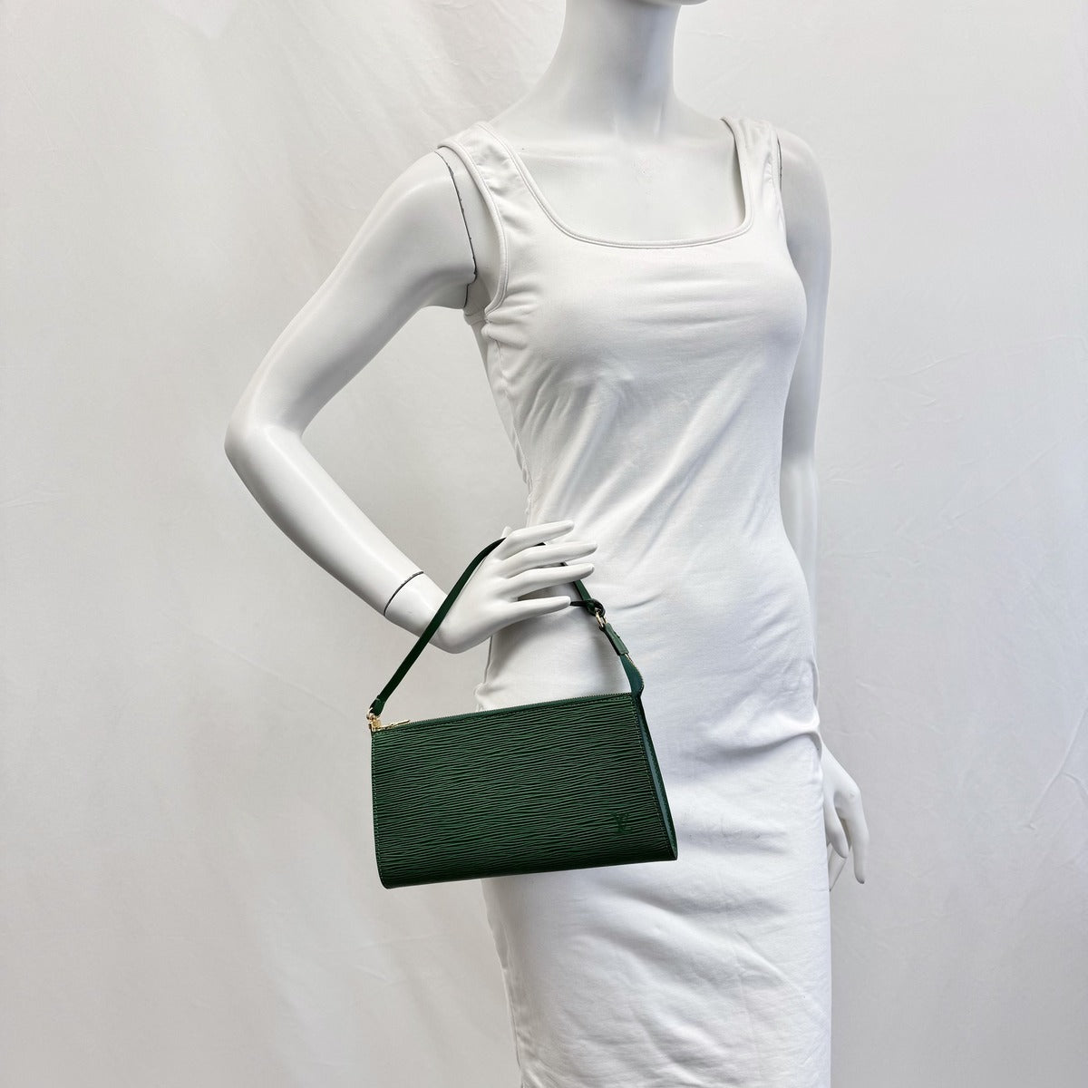 Louis Vuitton Epi Pochette