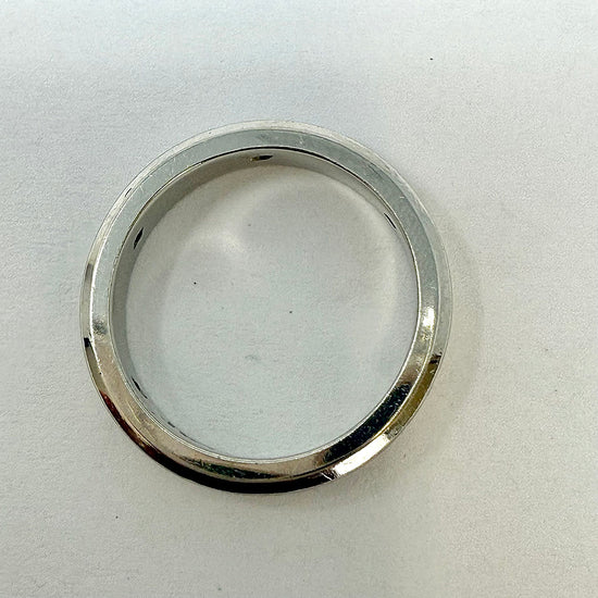 Platinum Satin Finished Ring with 6 Diamonds