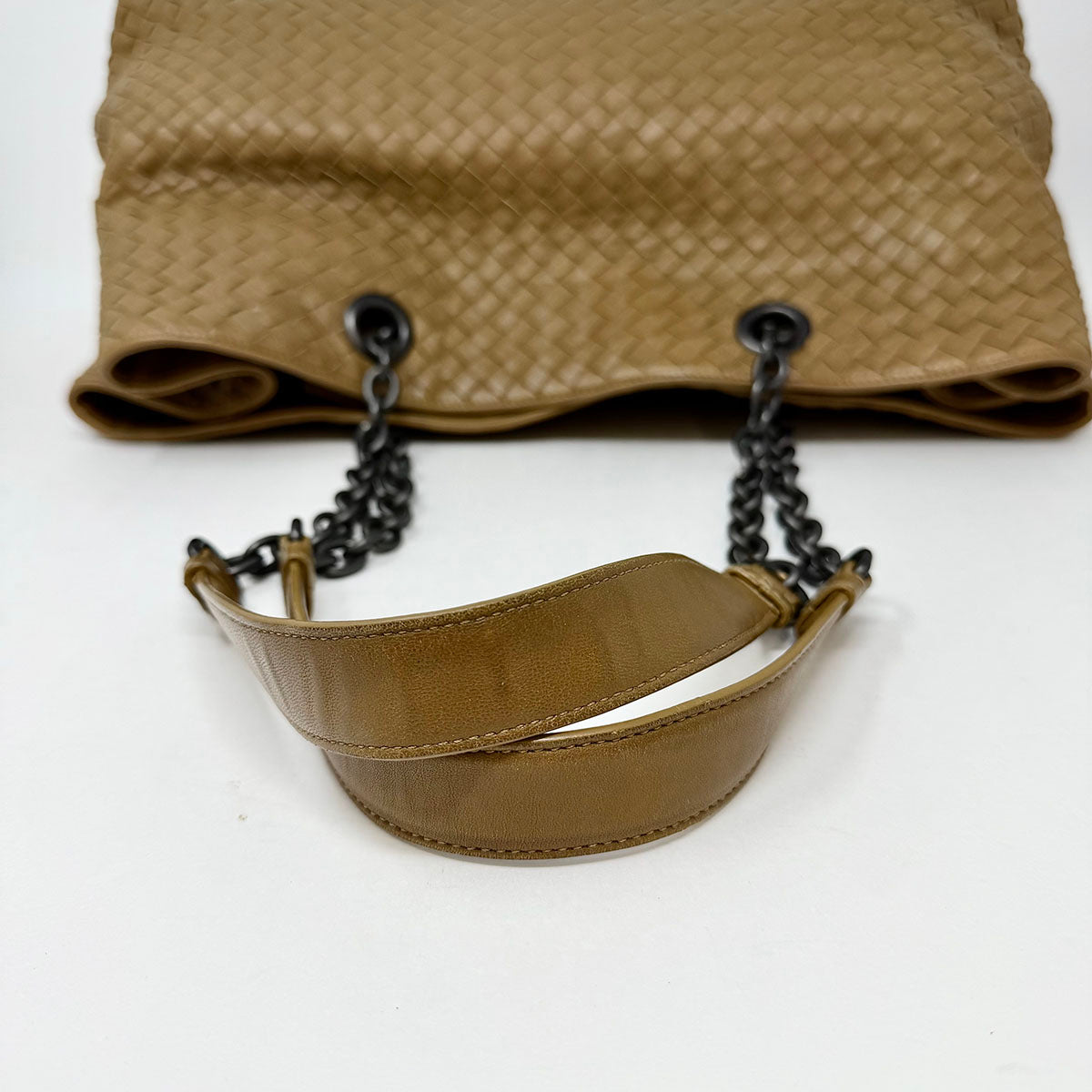 Bottega Veneta Intrecciato Large  Tote