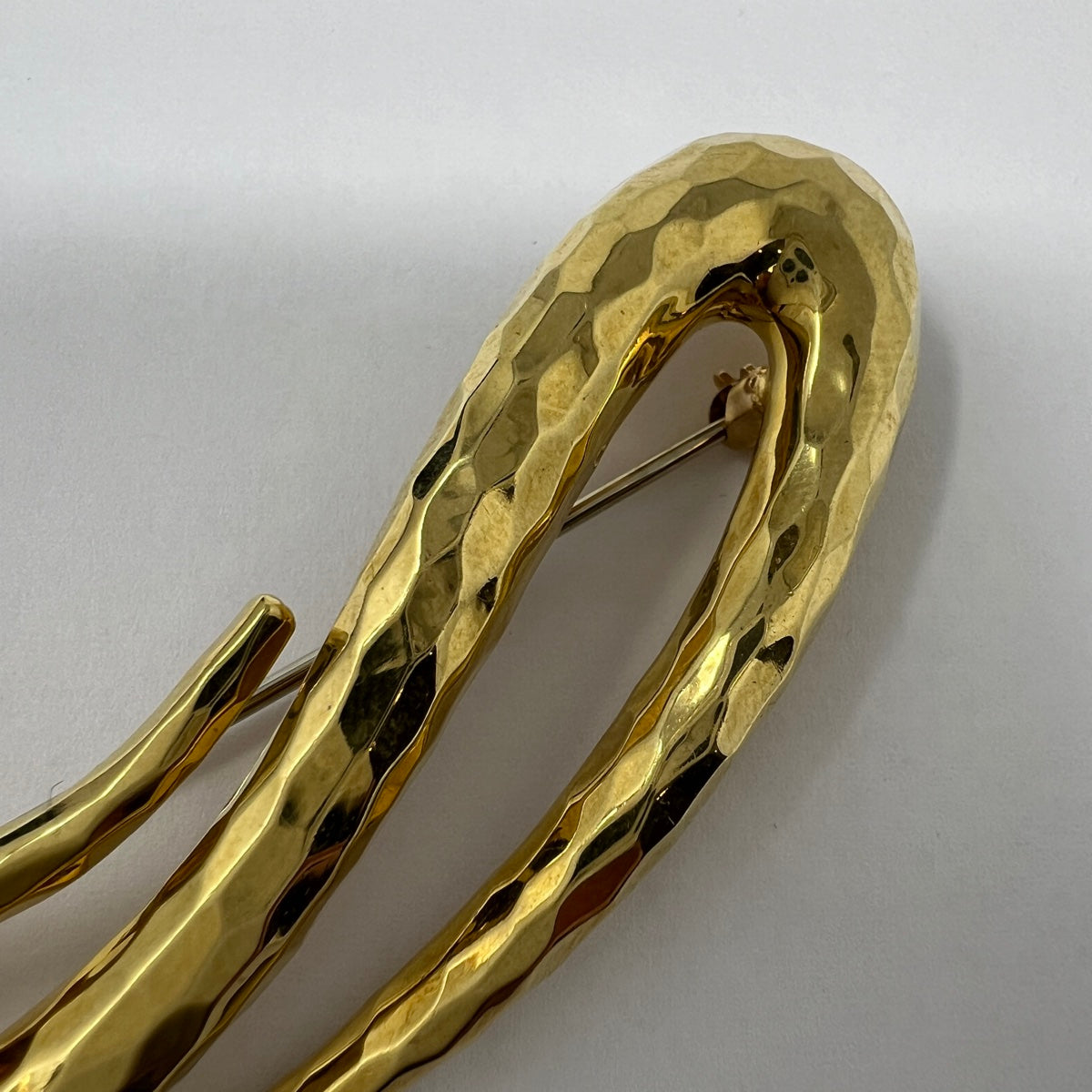 Henry Dunay 18K Gold Bright Finished Pin