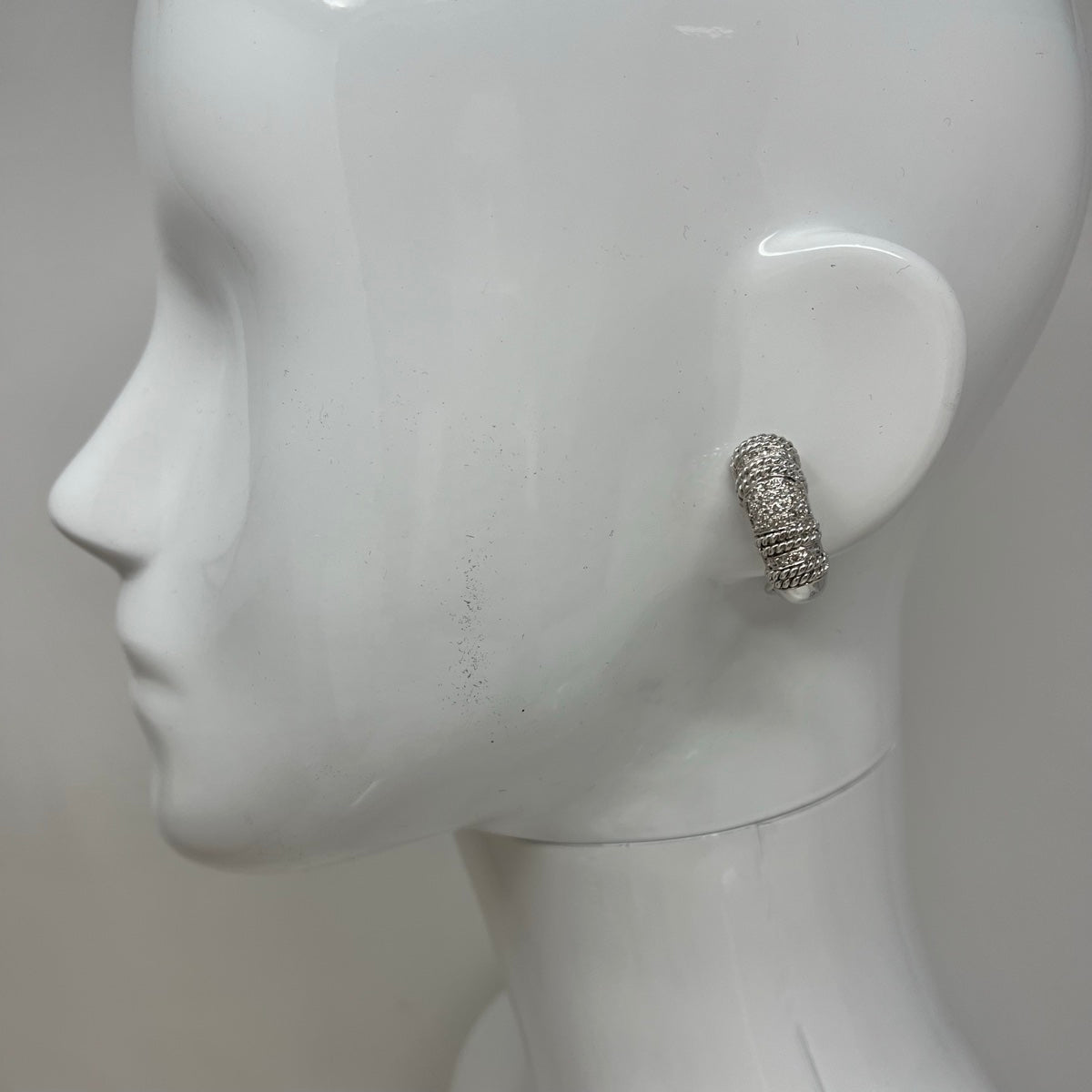 Cassis 18K White Gold Diamond Rope Design Huggie Earrings