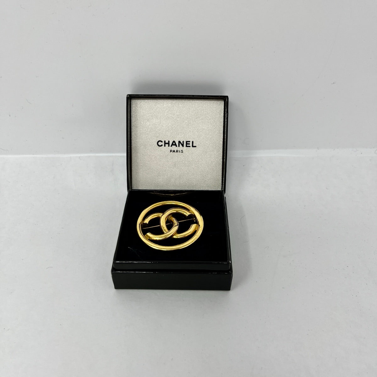 Chanel 1993 Pin/Brooch