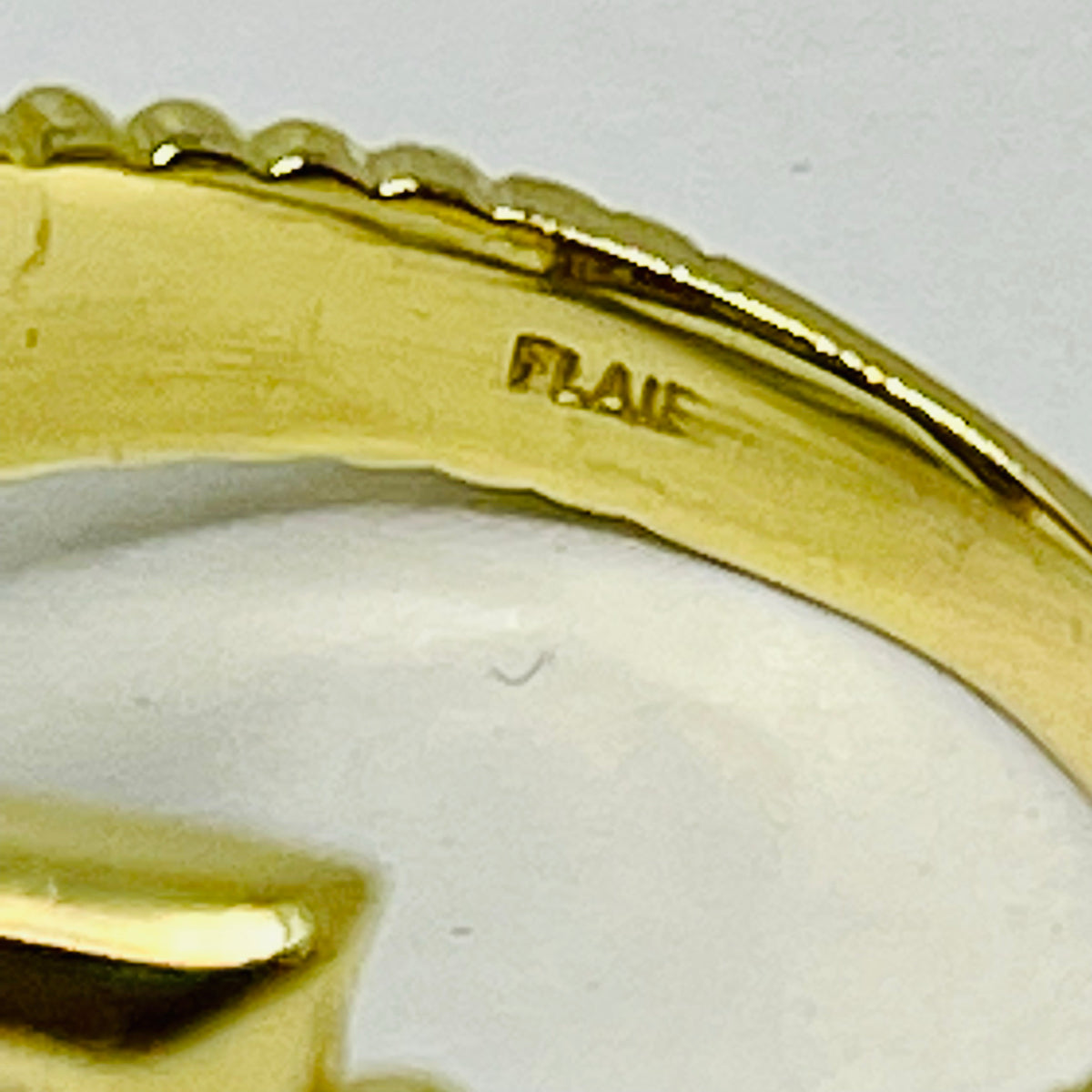 18K White and Yellow Gold Ring with Diamonds