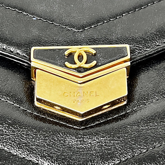 Chanel Paris-Hamburg Chevron Medal Clutch